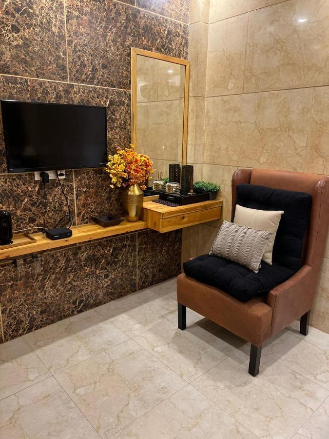 ניו דלהי Divine Studios Rajouri Garden מראה חיצוני תמונה