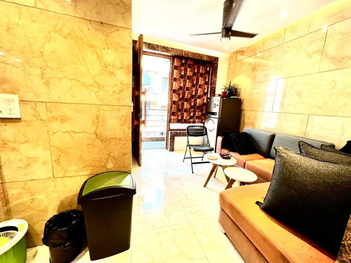 ניו דלהי Divine Studios Rajouri Garden מראה חיצוני תמונה