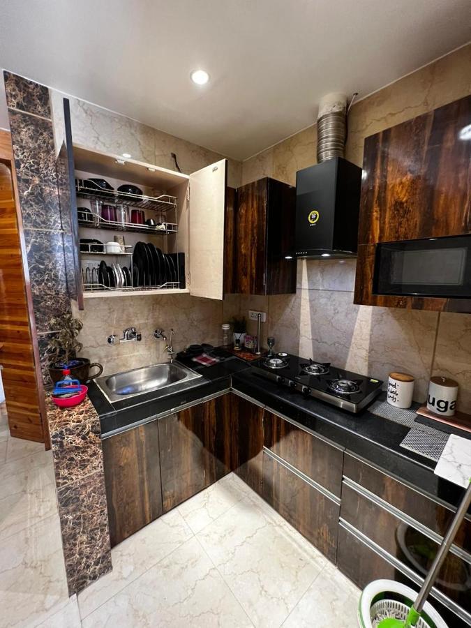 ניו דלהי Divine Studios Rajouri Garden מראה חיצוני תמונה